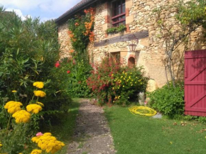 Maison avec jardin, WiFi, animaux acceptés, parking à Beynac - FR-1-616-39